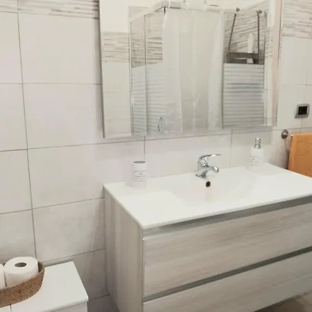 Vittoria 4 Posti Letto Parcheggio Libero Catánia